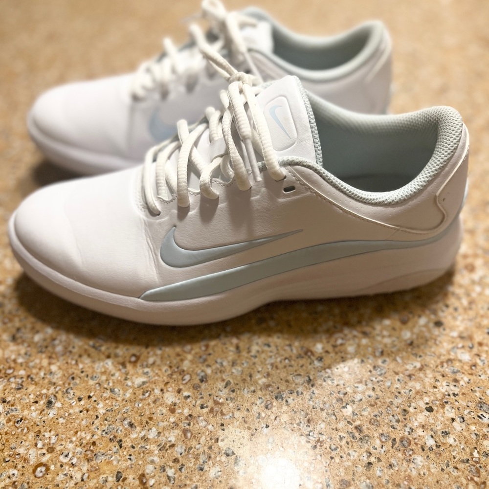 Women’s Nike vapor golf shoe